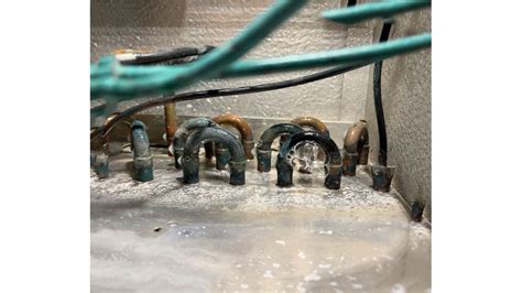 Refrigerant Leaks In Self Contained Systems Achr News