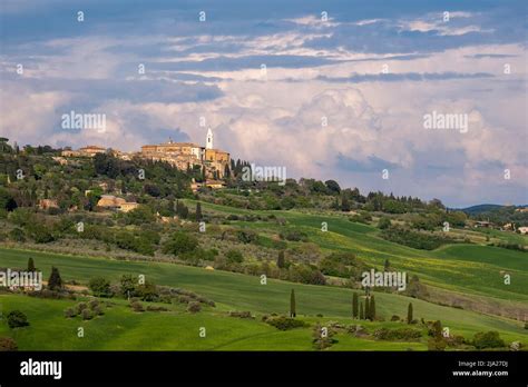 View Of Pienza Val Dorcia Orcia Valley Unesco World Heritage Site
