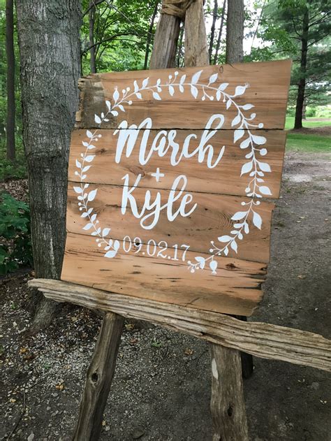 Transferring Designs On Wood Wedding Signs Diy Pallet Wedding Signs