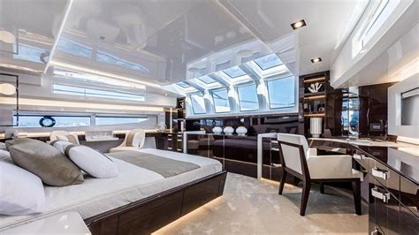 Luxury Yachts 4 Marvelous Interiors Designed By Kelly Hoppen Luxury Yacht Interior Yacht