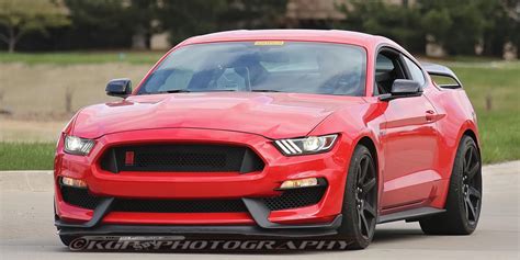 The Ford Mustang Shelby Gt350r Is Fetching In Red