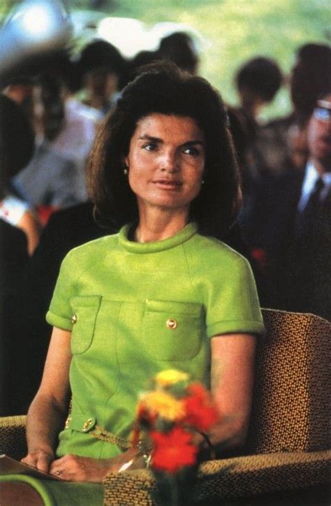 1967 jackie in cambodia jacqueline kennedy onassis john kennedy estilo jackie kennedy jackie