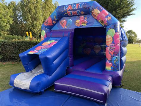 Inflatables Bouncy Castle Hire In Buckinghamshire Berkshire Middlesex And Oxfordshire