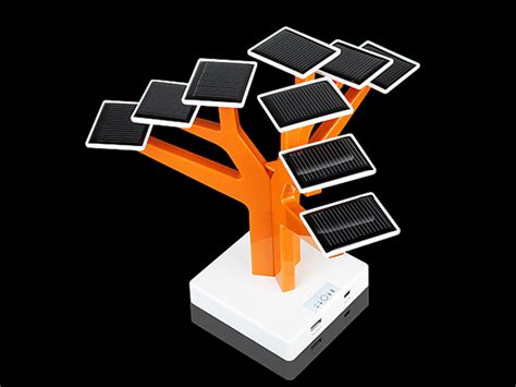 Solar Charger Tree Feeds Gadgets With The Fruit Of Electricity