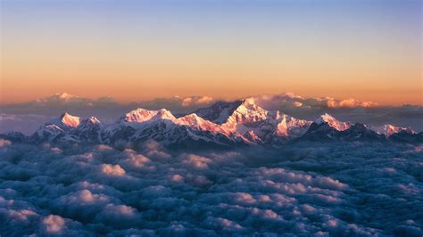 Dogpile is a metasearch engine with a friendly dog mascot and a go fetch command. Kanchenjunga Aerial - Bing Wallpaper Download