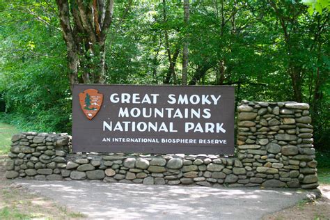 Great Smoky Mountains National Park Trek With Us