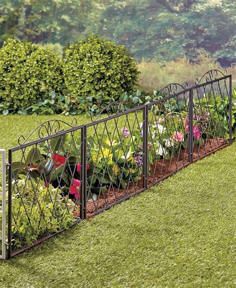 Small Garden Fence Border Garden Design