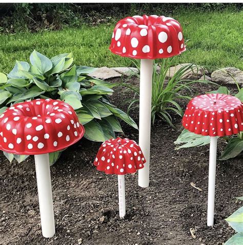 These mushrooms make the perfect addition to your garden and can be great for a fairy garden. Pin by ~Kelly Acker~ on Art-Yard | Mushroom decor, Garden junk, Stuffed mushrooms