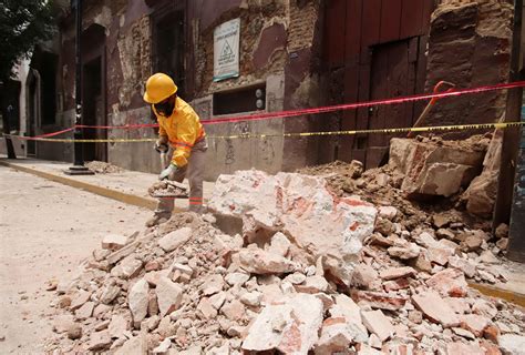 Jun 22, 2021 · olivertapia (cnn español) — un sismo de magnitud 5,8 sacudió perú, al sur de la capital, lima, la noche de este martes, de acuerdo con un reporte preliminar del servicio geológico de estados. Sismo de 7.5 deja al menos 5 muertos en Oaxaca | Alto Nivel