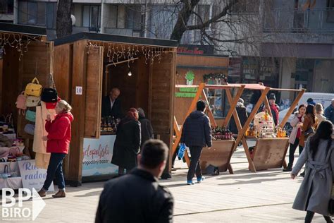 Počeo Bjelopoljski Novogodišnji Bazar Manifestacija Na Kojoj Se