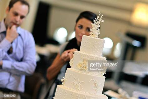 Queen Victoria Wedding Cake Photos And Premium High Res Pictures