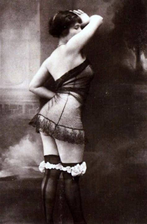 28 Cool Vintage Pics That Show What Saucy Victorian Ladies Looked Like
