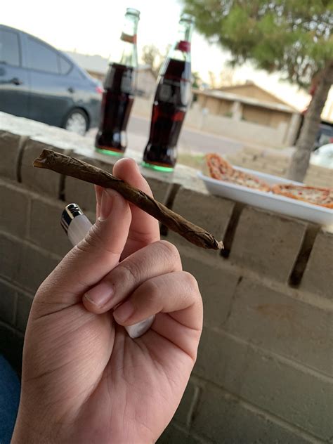 rolled my first blunt today and had a nice lunch date with my fiancé r trees