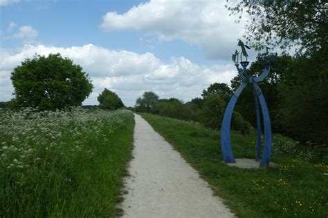 Sculpture Beside The Selby Canal DS Pugh Cc By Sa 2 0 Geograph