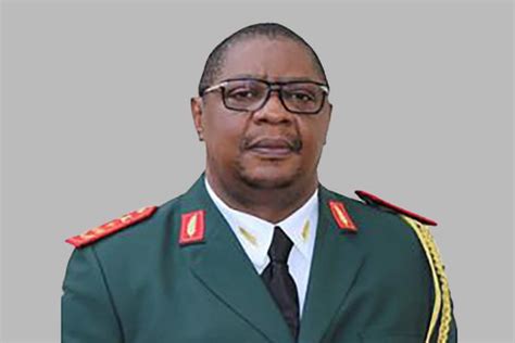 Nacionalista Angolano General Nzau Puna Morreu Hoje Aos 90 Anos