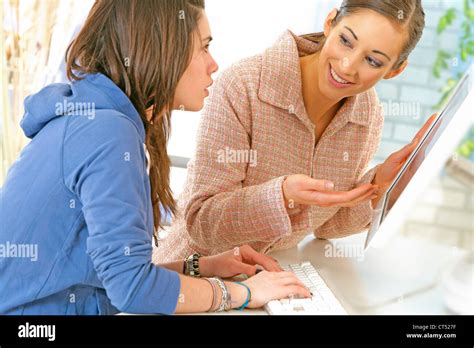 14 15 year old internship hi-res stock photography and images - Alamy