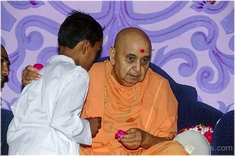Pramukh Swami Maharaj With Little Boy God Pictures