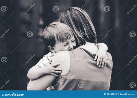 Mother Comforting Her Crying Little Girl Royalty Free Stock Photography