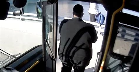 Heroic Driver Stops Bus Filled With Passengers To Save Woman Jumpers Life By Offering Her A Hug