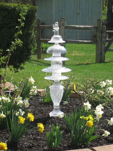 Best Glass Totems Garden Art Ideas For Beautiful Garden 5100 Pictures 1037 Glass Garden Art