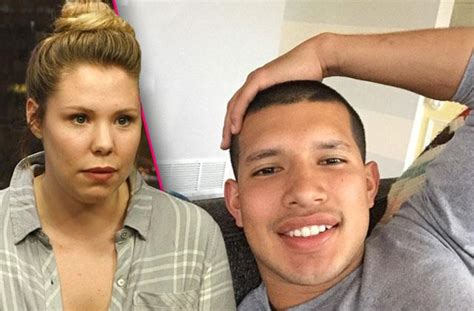 Kailyn Lowrys Estranged Husband Javi Flirting With Another Woman Inside Their Date