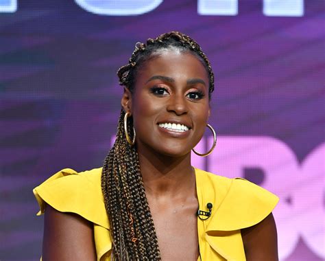 Issa Rae Lands Role As Spider Woman In The Sequel To Spider Man Into