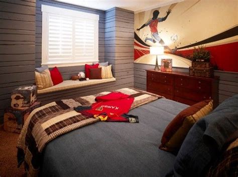 Stylish soccer themed bedroom design for boys (34 in 2020. soccer room decor | Sport Themes for Teenage Boys Bedroom ...