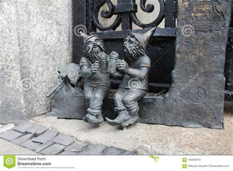 Dwergen In Wroclaw Polen Redactionele Afbeelding Image Of Decoratie