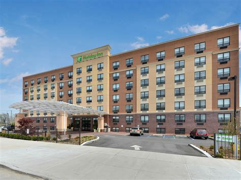 Travel inn hotel features wifi in public areas, a meeting room, and a business center. JFK Airport Hotels in Queens NYC | Holiday Inn New York ...