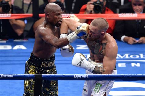Photos Best Moments From The Mayweather Vs Mcgregor Fight