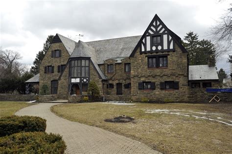 Penn State Frat Suspended Over Facebook Page That Had Photos Of Naked