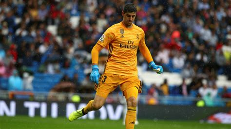 'we aren't puppets that always have to play' — madrid keeper mad they had to play osasuna despite heavy snow (movistar). Real Madrid: Courtois: I was pissed off with Hazard for ...