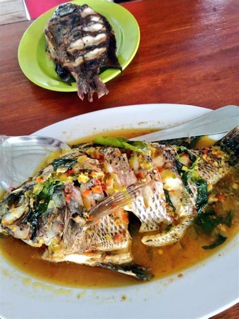Cara membuat resep pesmol ikan mujair. 33+ Makanan Khas Sulawesi Utara (NAMA, PENJELASAN, GAMBAR)