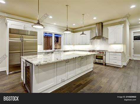 Big Lots Kitchen Cabinets Tips For Creating A Small But Beautiful