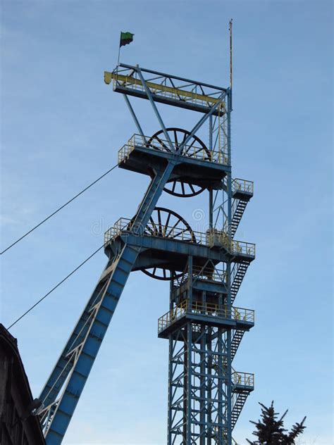 Coal Mine Shaft Tower Stock Image Image Of Ramp Polish 22525387