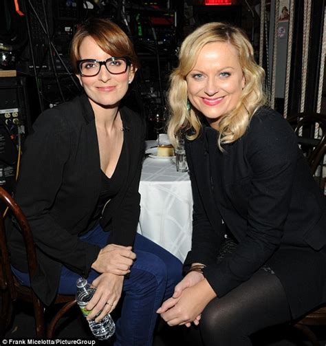 Tina Fey And Amy Poehler Auction Off A Night Of Friendship At Charity