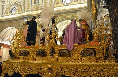 Besamanos Cristo De La Sentencia 2014 Basílica Macarena Sevilla