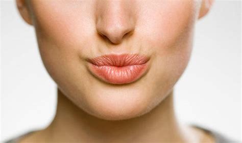 5 Tips Will Protect Your Lips From Summer Tan Lifestyle News India Tv