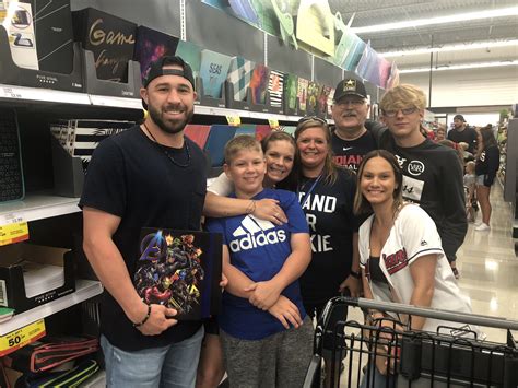 Get the latest mlb news on adam cimber. Indians players, wives help with shopping spree for ...