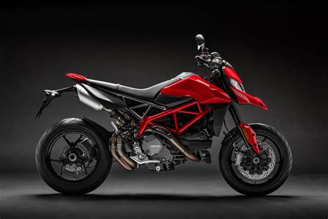 2022 Ducati Hypermotard 950 Guide • Total Motorcycle