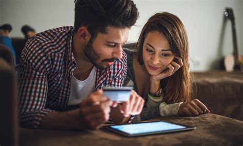 There, each authorized user often has a separate balance and credit limit. Which Credit Cards Let You Set a Spending Limit for Authorized Users? - NerdWallet