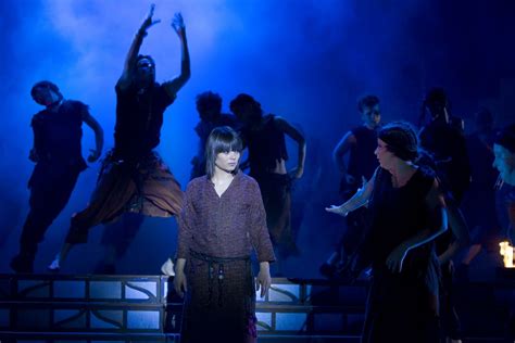 Music video by ibolya oláh performing nem kell. Jegy.hu | Oláh Ibolya