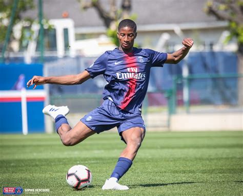 [Mercato-Formation] Moussa Sissako prêté au Standard Liège ...
