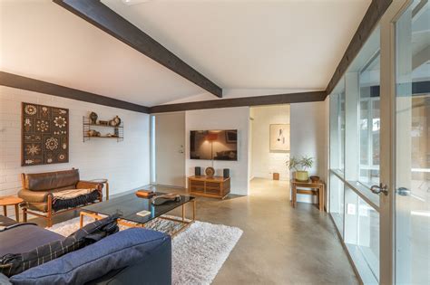 Photo 8 Of 18 In A Signature Midcentury Modern By Architect Ralph Haver