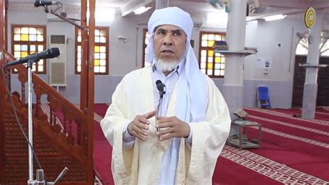 وسمحت الحكومة بأدائها فقط في المساجد الكبرى وذلك ضمن إجراءات الدولة لمواجهة الأعداد فيروس كورونا. كيف تصلي صلاة العيد في البيت - YouTube