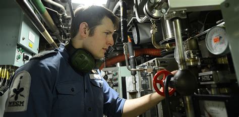 Engineering Technician Marine Submariner Royal Navy Jobs