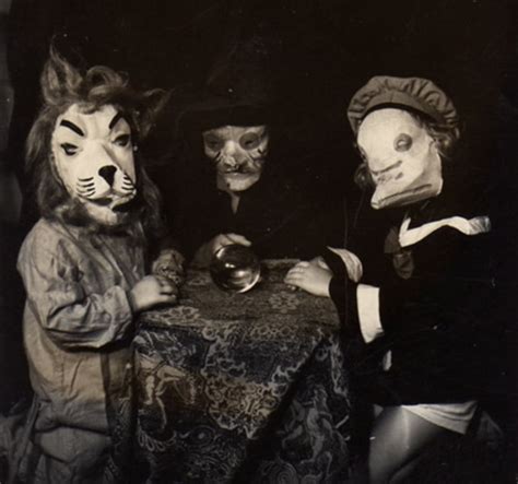 Century Old Photos Of Spooky Vintage Halloween Costumes Petapixel
