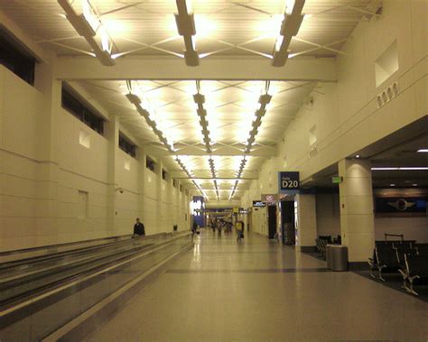 Detroit Metropolitan Wayne County Airport