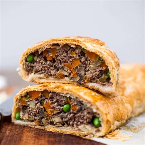 Ground Beef Wellington Puff Pastry With Cheddar Cheese Carver Prole1991