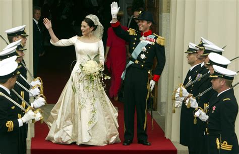 #crown princess mary #mary donaldson #kronprinsesse mary #royal #danish royal family #drf. Princess Mary of Denmark, 2004 | 21 Breathtaking Wedding ...